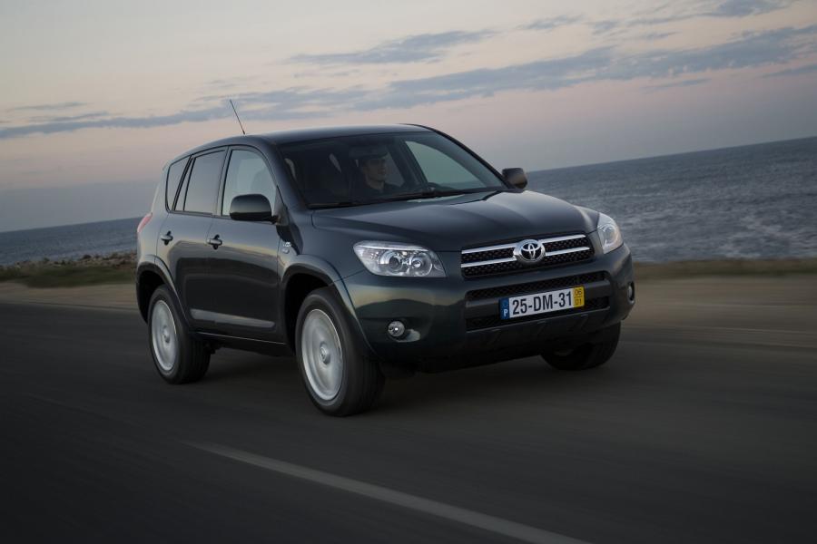  Toyota RAV4 2005 года  (фото 127 из 172)